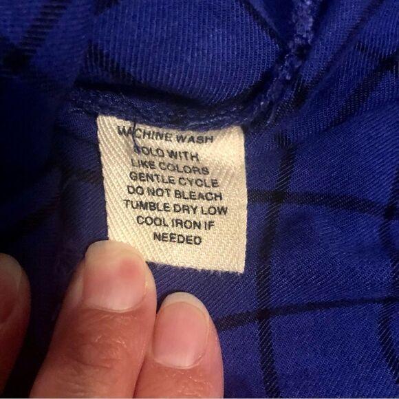 Westbound Blue and Black Plaid Long-sleeved Button-up Size PM - Picture 9 of 10